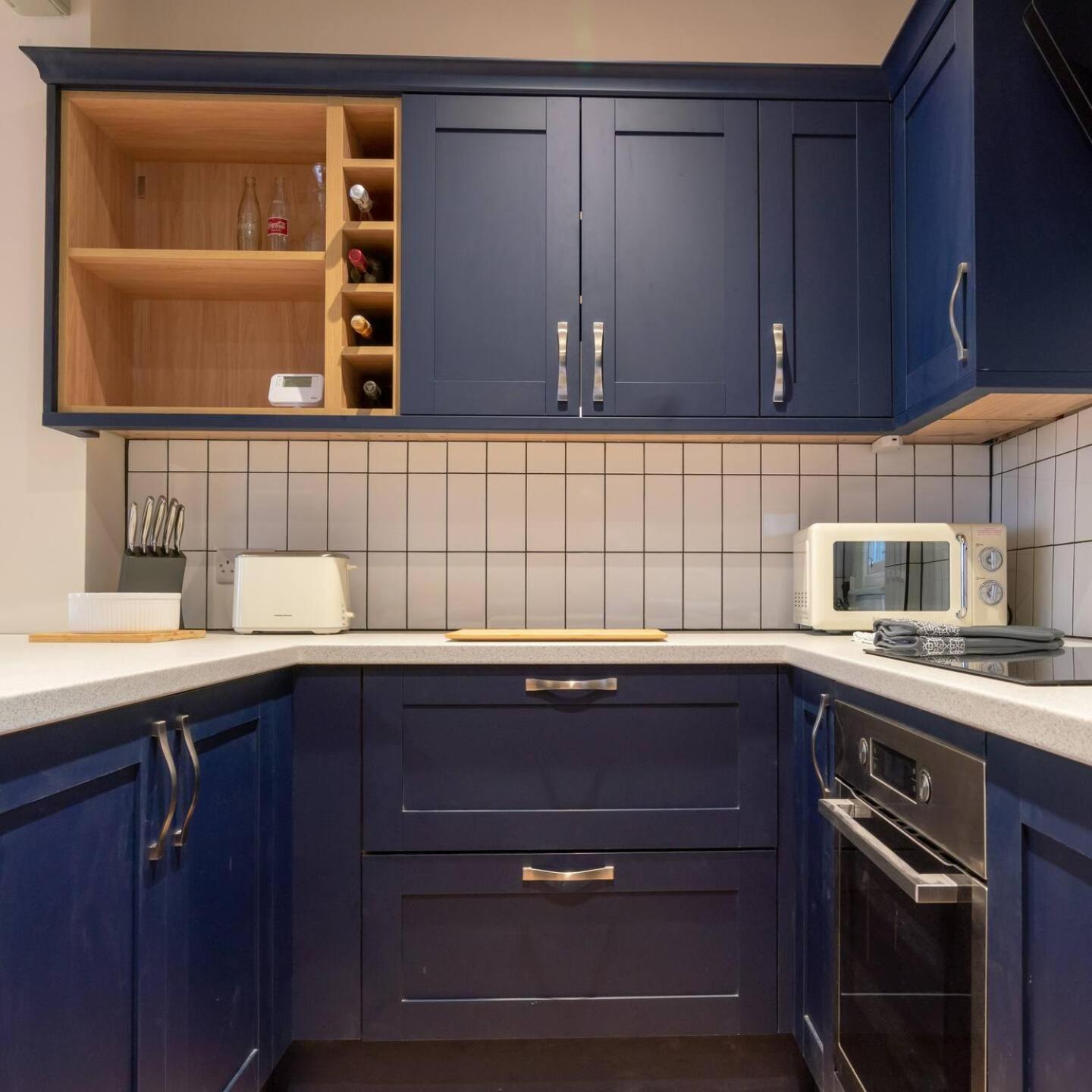 Pass The Keys Stylish Grade Ii Listed House * Cheltenham