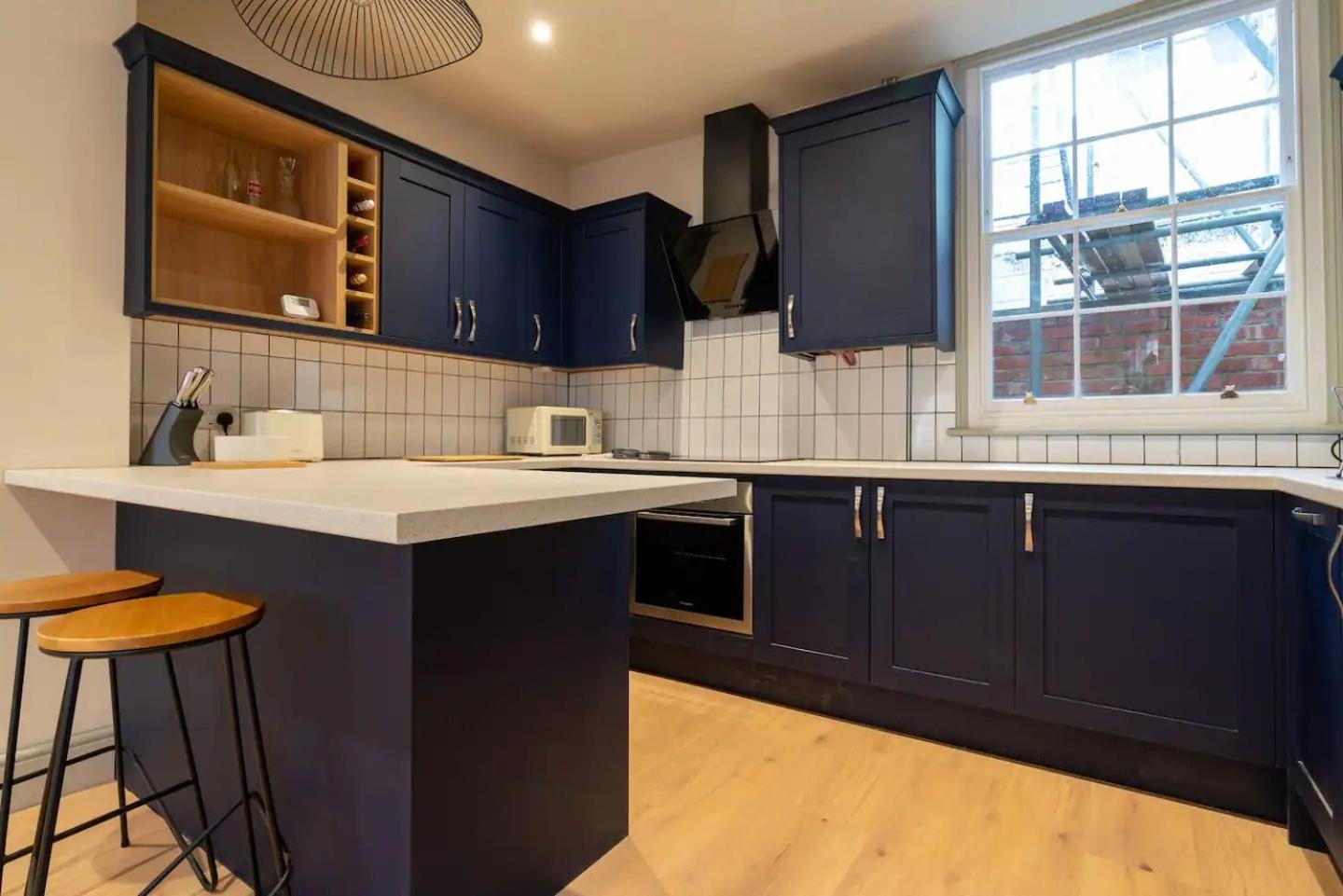 Pass The Keys Stylish Grade Ii Listed House * Cheltenham
